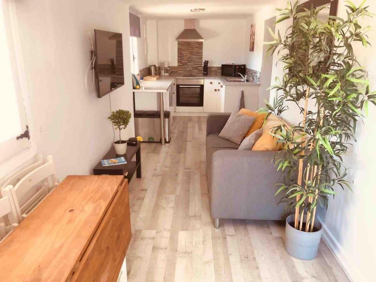 Lovely 2 Bed Apartment In Alcalalí Екстериор снимка